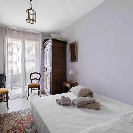 Appartement Juan Les Pins Centre Le France 3 P *